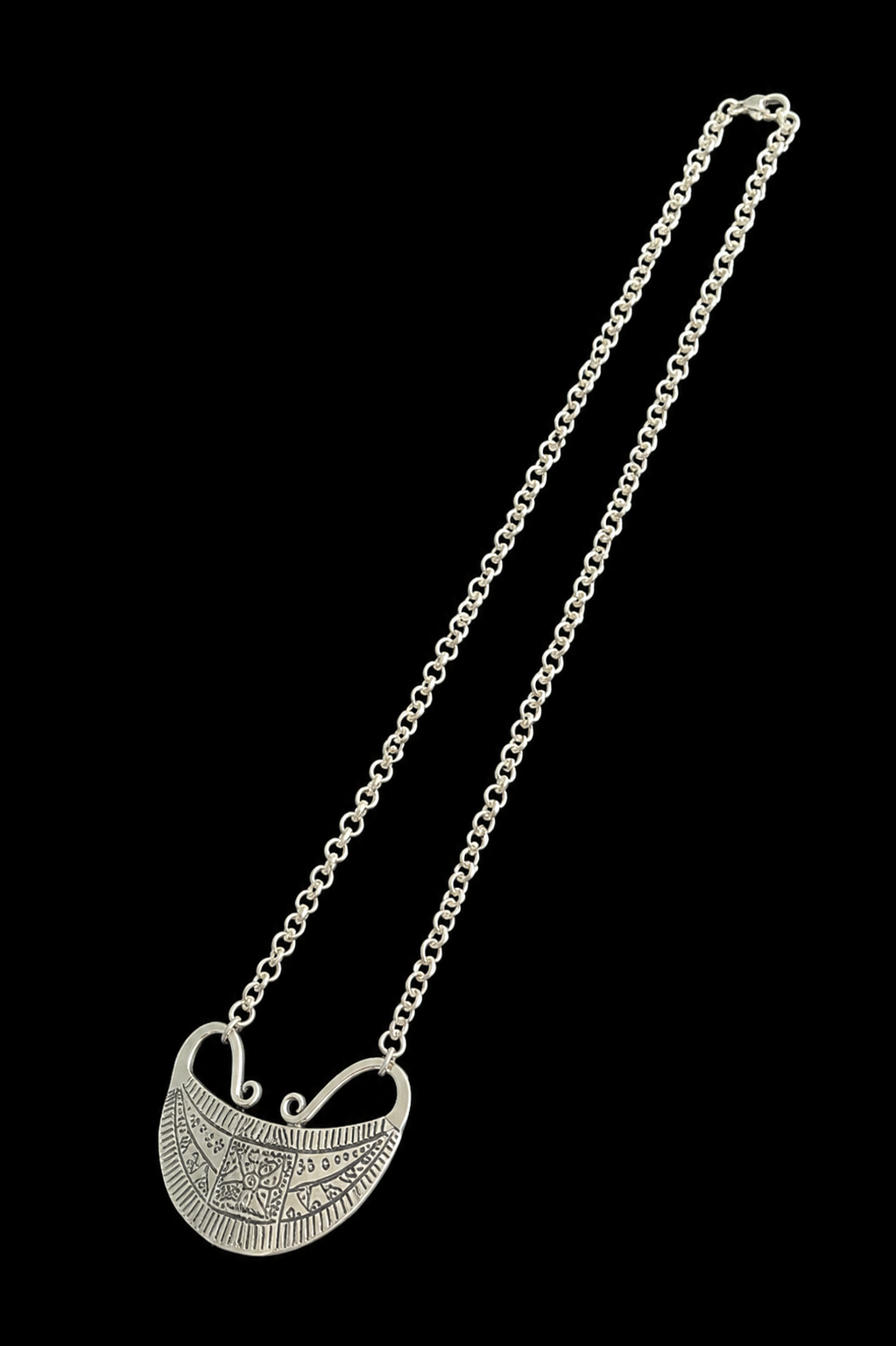 Collier Luna Tribal Gravé — Argent Massif