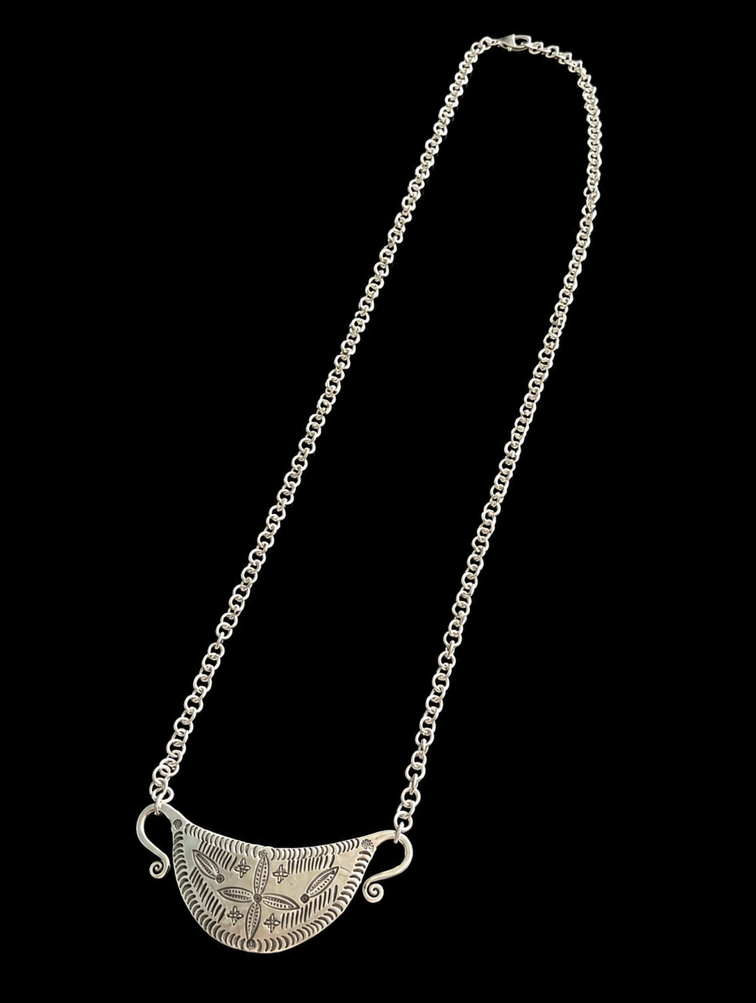 Collier Flora tribal gravé— Argent Massif Ciselé