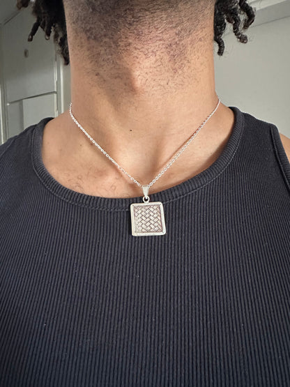Pendente Tressa Quadrato — Argento Massiccio 999