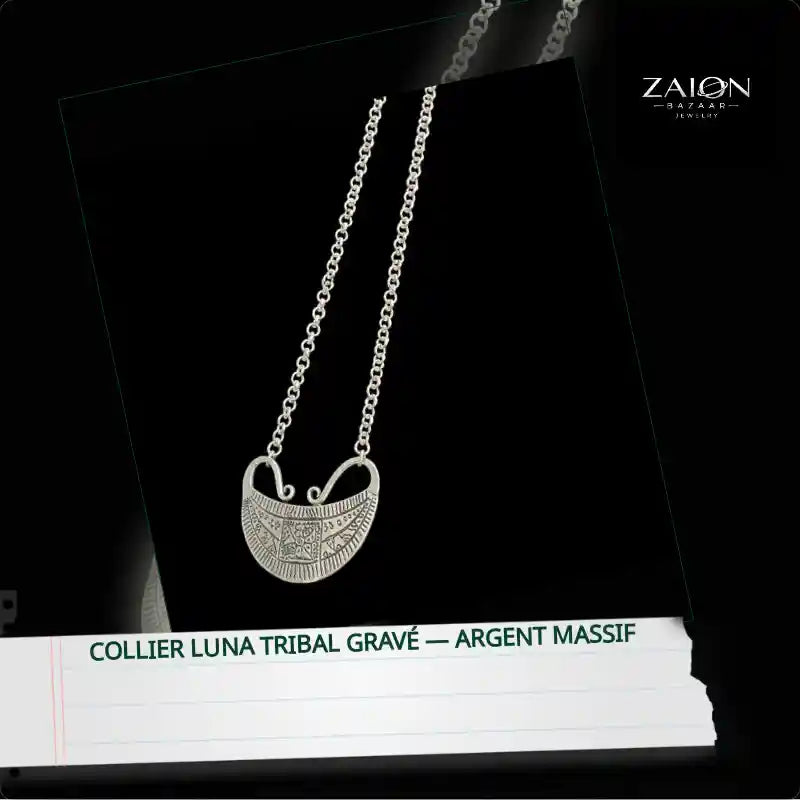 Collier Luna Tribal Grav&eacute; &mdash; Argent Massif by@Outfy